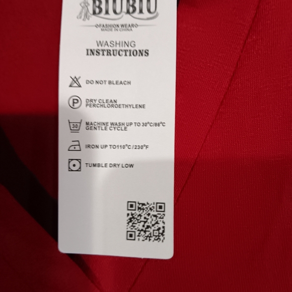 NWT red midi dress by BiuBiu size small - Picture 3 of 5